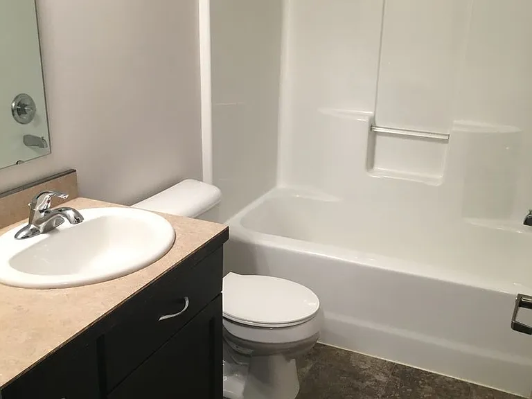 Horizon Shores Townhomes — Photo 4