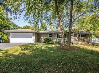 1221 W Tracker Rd, Nixa, MO 65714