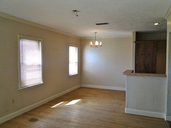 2nd image of 1210 W Tennessee Ave