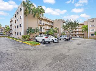8500 NW 8th St APT 401, Miami, FL 33126