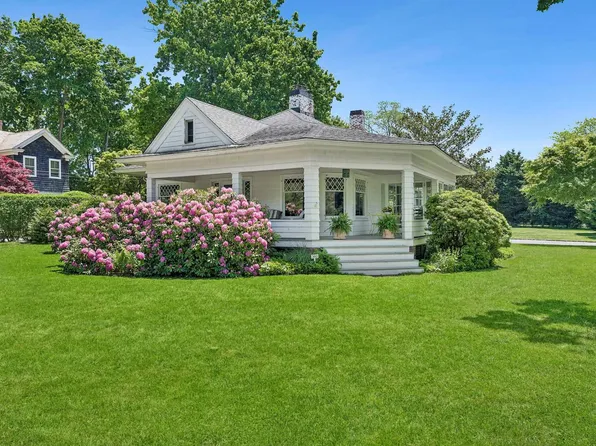 360 Hill St, Southampton, NY 11968