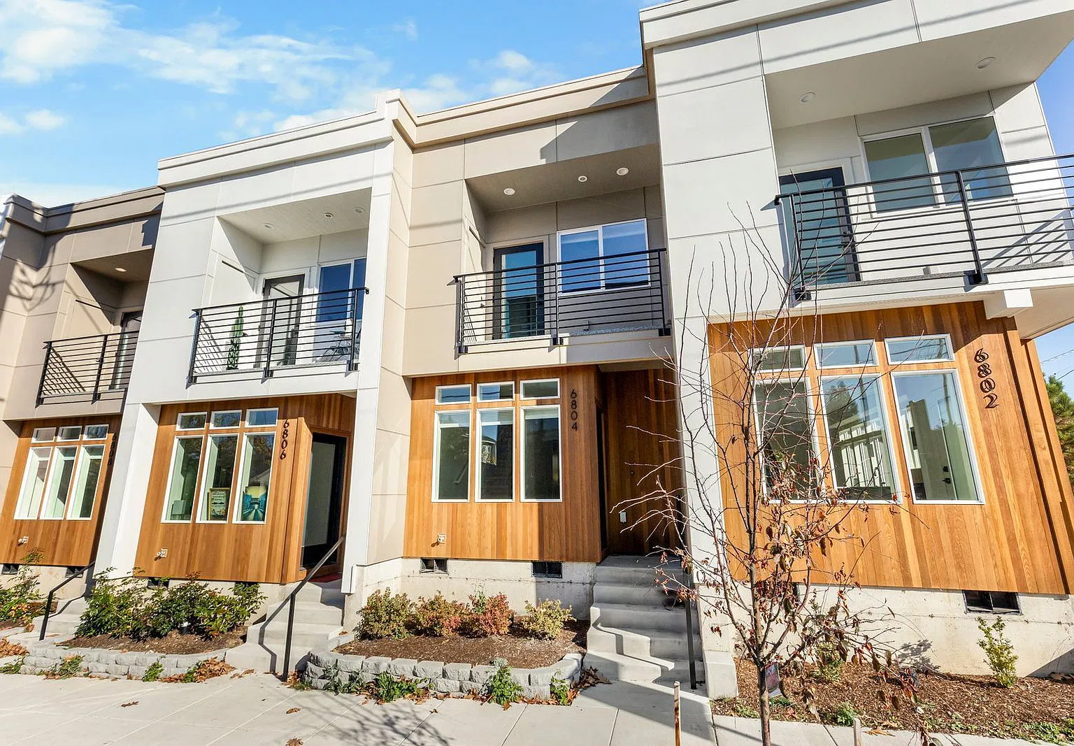 2 bed, 2.5 bath, 984 sqft, $2,795 — Photo 3