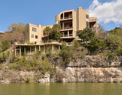 1st image of 1708 Lakeshore Dr