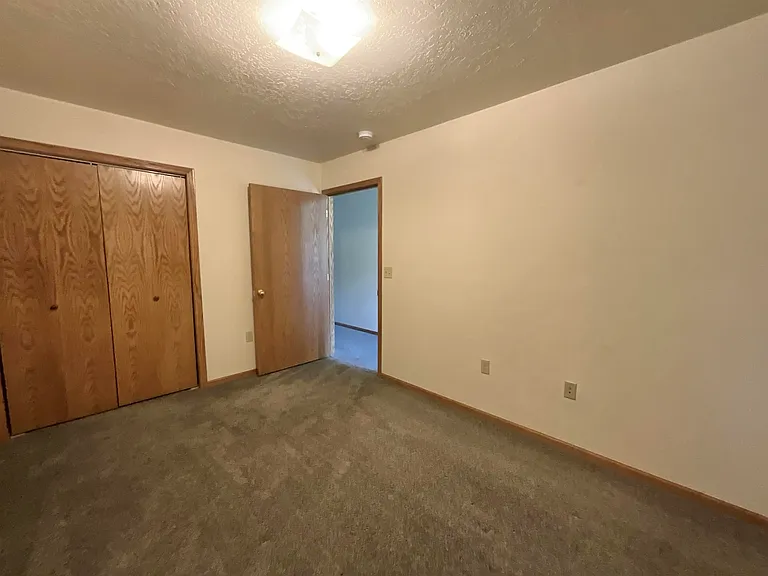 2311 W 5th St — Photo 8