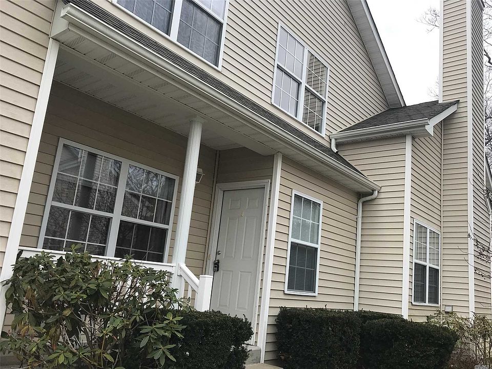 1st image of 77 Cranberry Cir