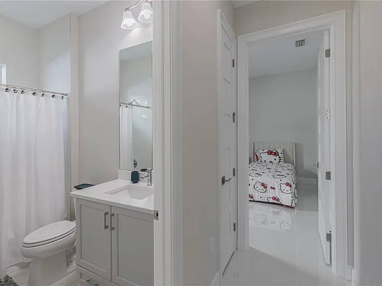 8982 Gustavia Ct — Photo 24