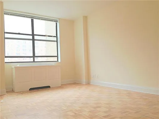 Rented by Mirador Real Estate | media 22