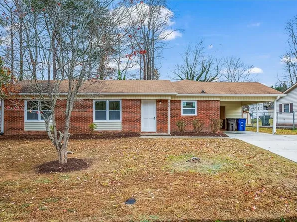 969 Shalimar Dr, Winston Salem, NC 27107