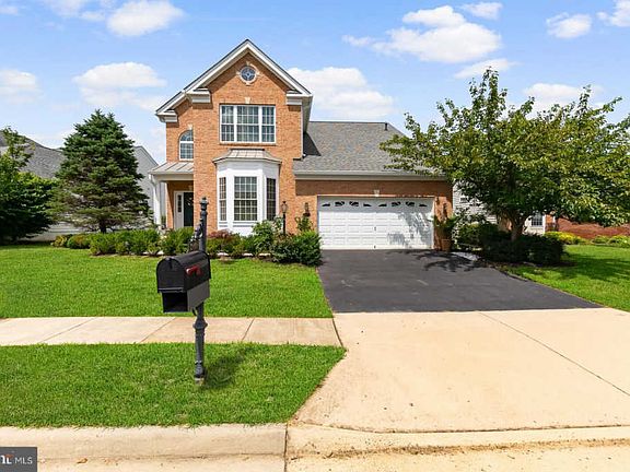 3rd image of 15605 Alderbrook Dr