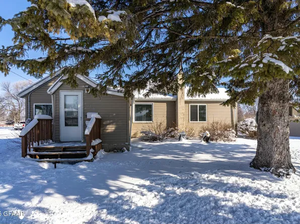 201 4th Ave N, Crookston, MN 56716
