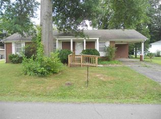 620 Brookhaven St, Mayfield, KY 42066