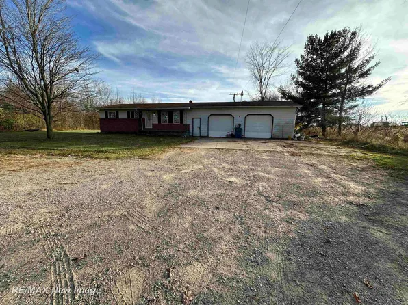 4085 Birch Run Rd, Millington, MI 48746