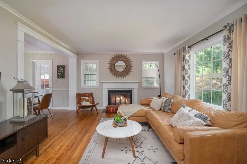3 bed, 2.0 bath, $4,500 — Photo 4