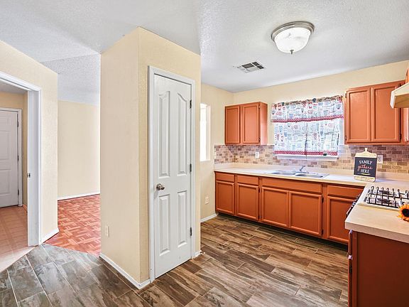 3rd image of 12293 Tierra Alaska Ave