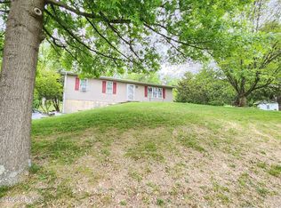 540 State School Rd, Selinsgrove, PA 17870