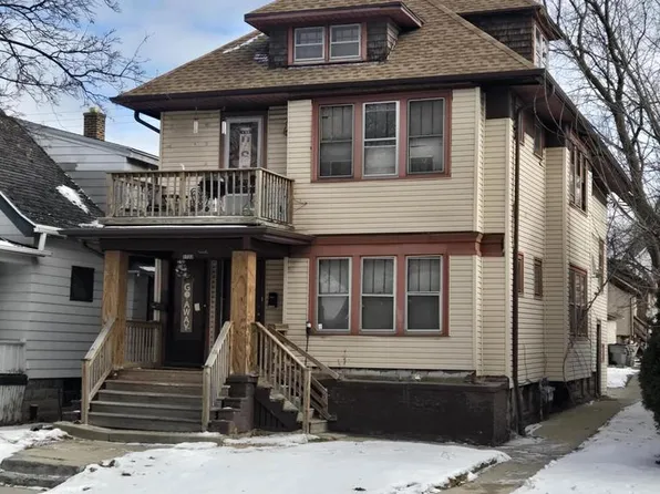 1722 South Layton BOULEVARD, Milwaukee, WI 53215