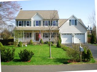 74 Walnut Ave, Somerset, NJ 08873