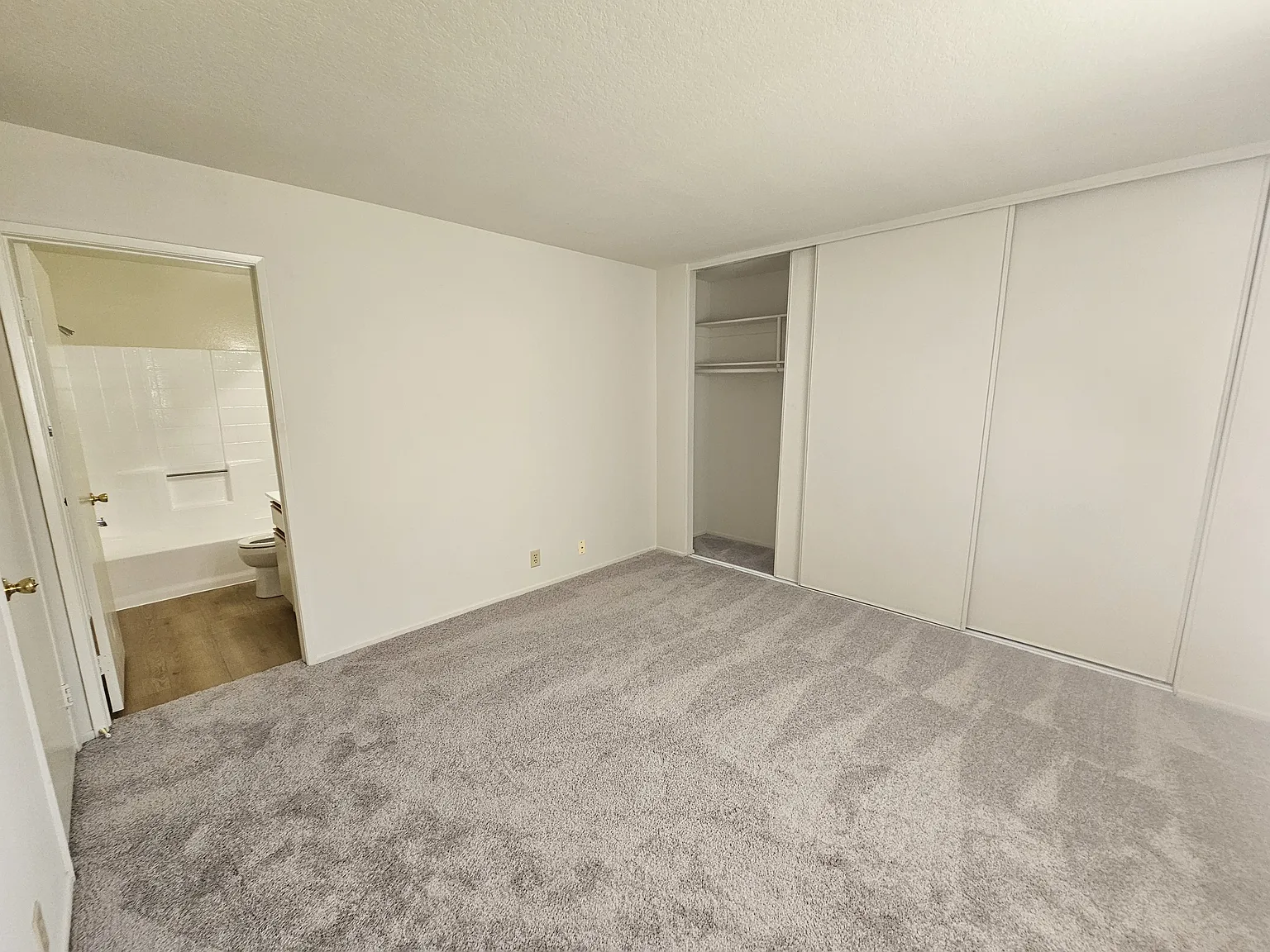 375 W Alameda Ave — Photo 3