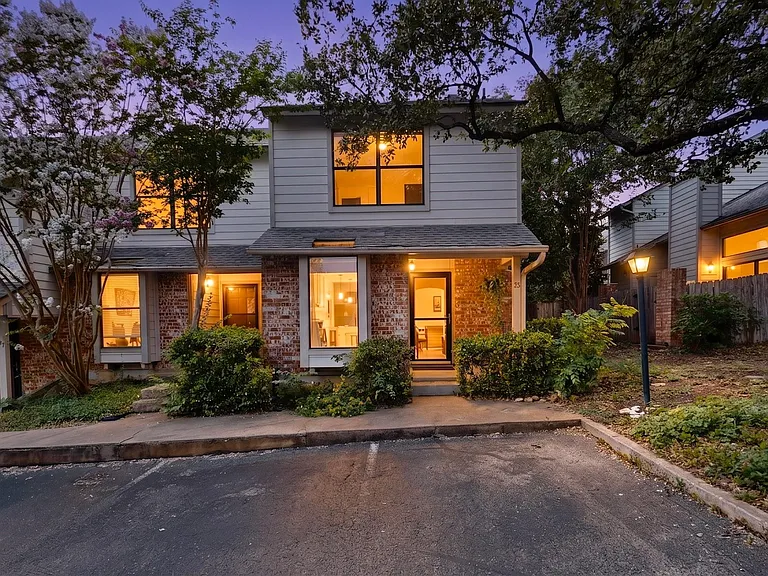 3801 Menchaca Rd #25 — Photo 1