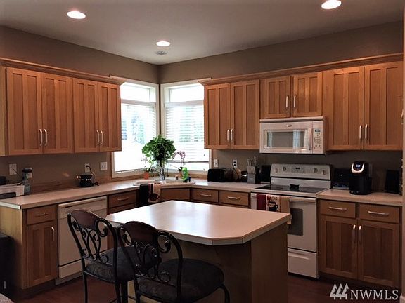 3rd image of 1501 NW 10th Cir