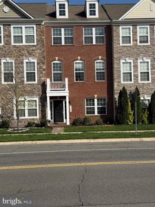 25680 Pleasant Valley Rd, Chantilly, VA, 20152