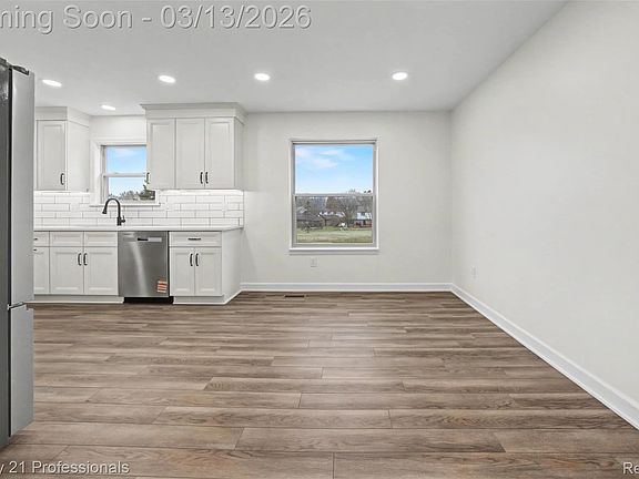 4th image of 351 Coldiron Dr