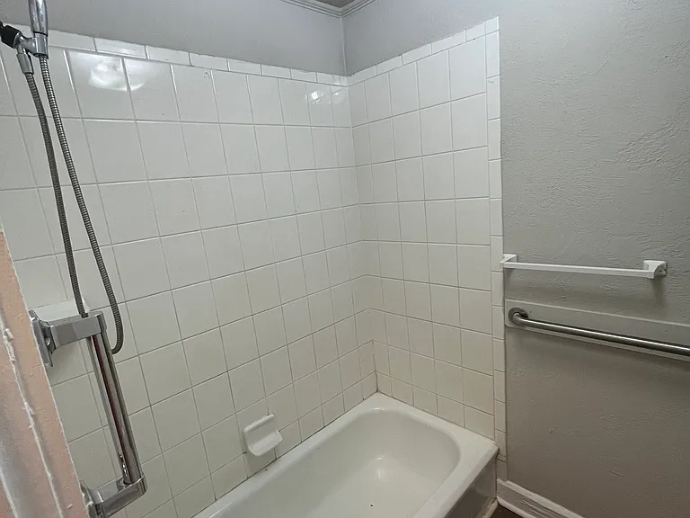 414 W Wilkins St #414 — Photo 10