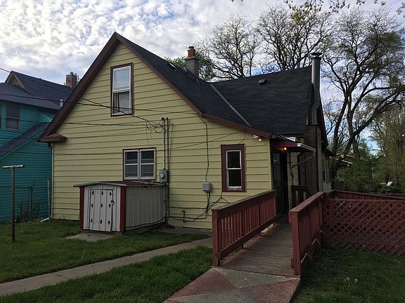 2nd image of 4011 Charles St