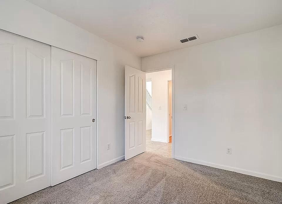2nd image of 16907 Clementine Ct