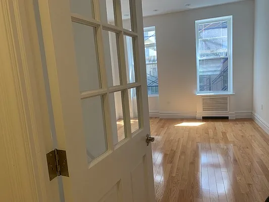 Rented by CitySites Real Estate Group | media 26