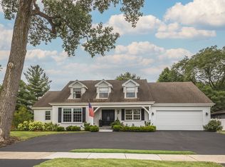 2148 Pfingsten Rd, Northbrook, IL 60062