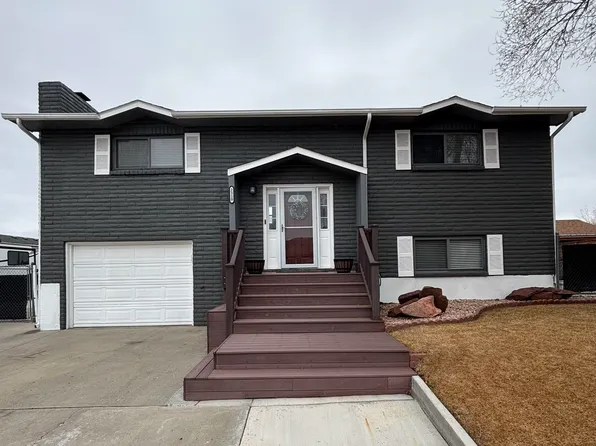 2310 N Carolina Way, Green River, WY 82935