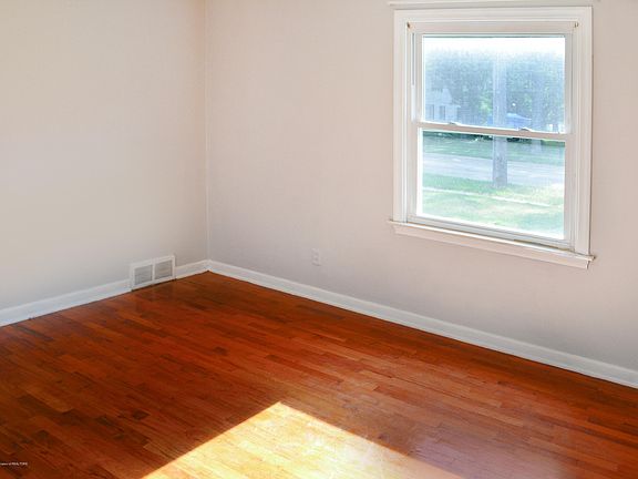 4th image of 6224 S Washington Ave