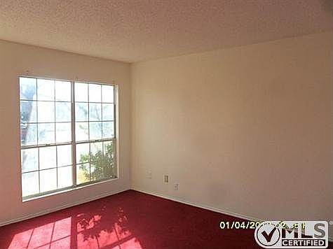 4th image of 2520 Creekwood Ln