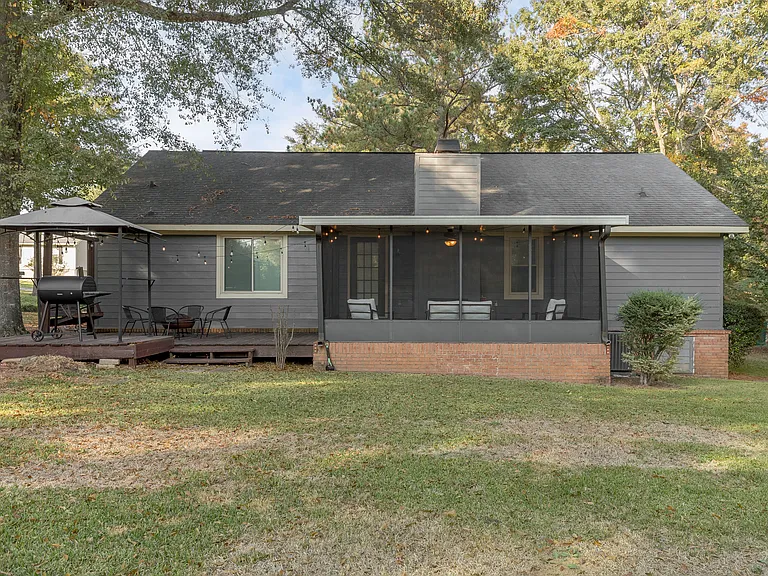 205 Wellington Way — Photo 46