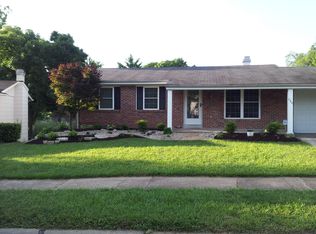 684 Cedar Run Dr, Ballwin, MO 63021