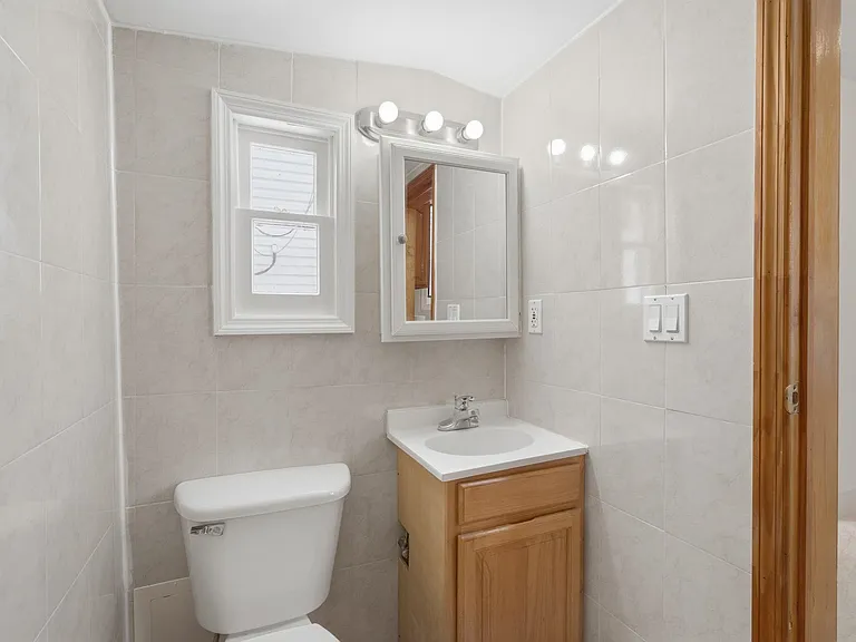 360 W Side Ave #1 — Photo 11