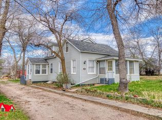 629 Willow St, Upton, WY 82730