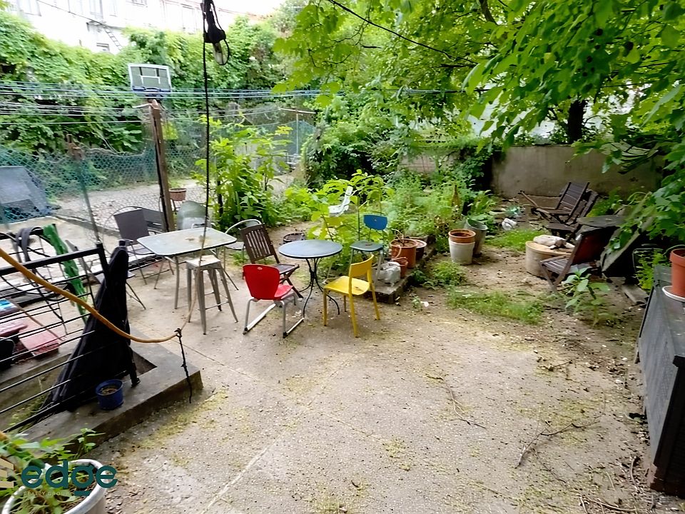 1st image of 163 Troutman St APT 2R