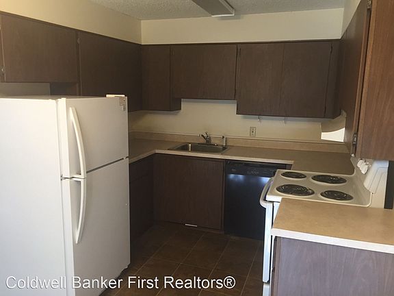 5th image of 378 S Park St APT C