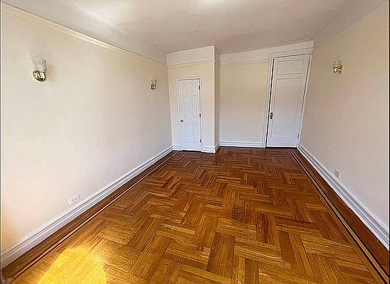 5th image of 21 Seaman Ave #5I