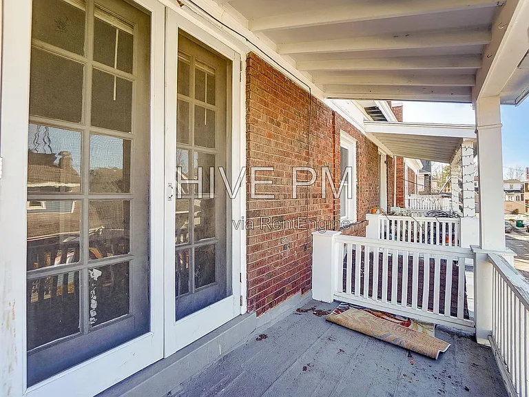 3636 Besuden Ct #2 — Photo 21