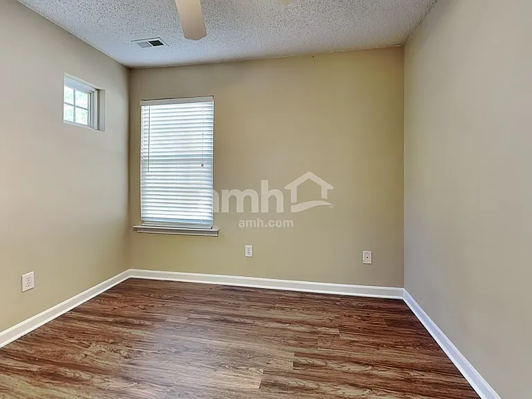 7533 Argent Valley Dr — Photo 19