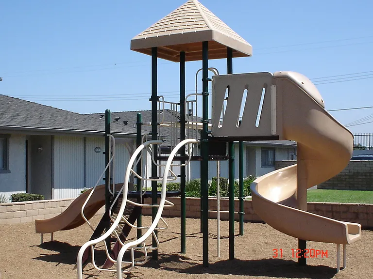 Arbor Glen Apartment Homes — Photo 2