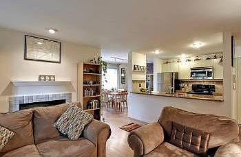 2nd image of 10329 Meridian Ave N Unit B304