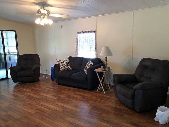 4th image of 123 Laurelcrest Cir