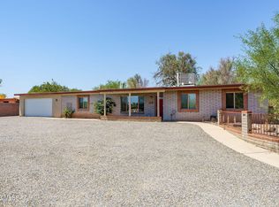 551 E Tangelo Dr, Tucson, AZ 85737