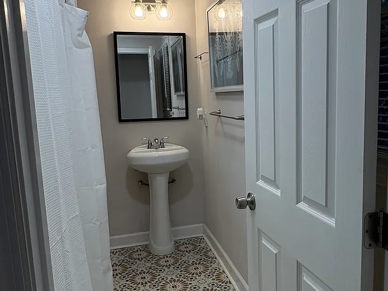 13 Hibiscus Ave #2 — Photo 6