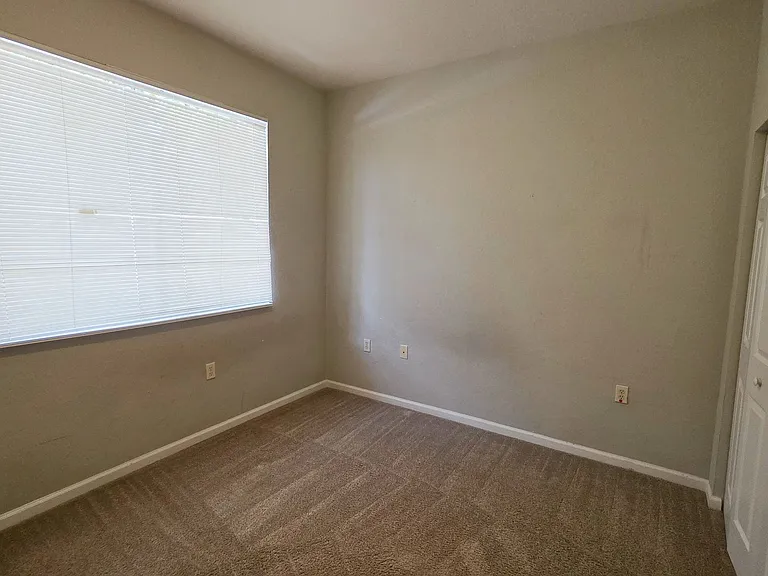 2565 Langrove Ln SW — Photo 17