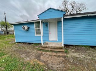 1014 W 5th St #2, Freeport, TX 77541